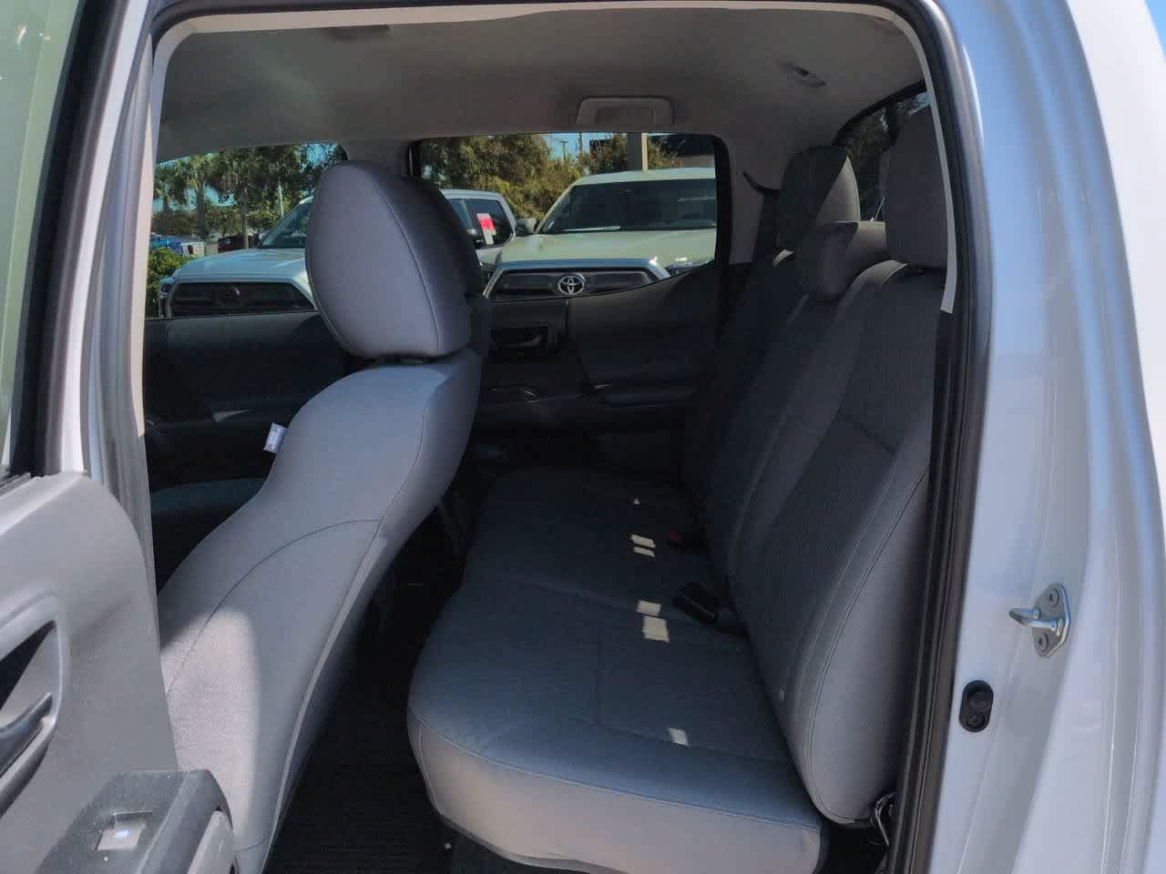 Used 2023 Toyota Tacoma SR AWD/4WD image 13