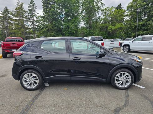New 2027 Chevrolet Bolt LT w/ Comfort Package FWD image 6