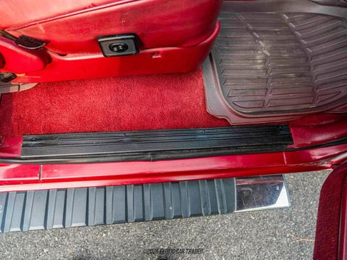 Used 1995 Ford Bronco XLT image 61