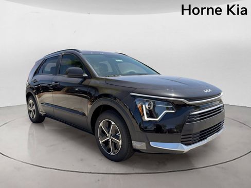 New 2026 Kia Niro LX FWD image 2