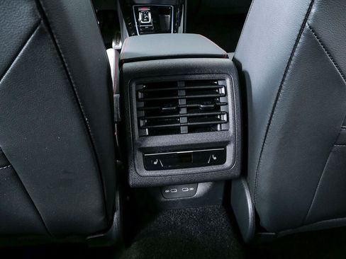 Used 2025 Volkswagen GTI Autobahn FWD image 20