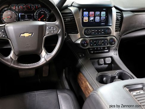 Used 2017 Chevrolet Tahoe LT w/ LT Signature Package RWD image 18