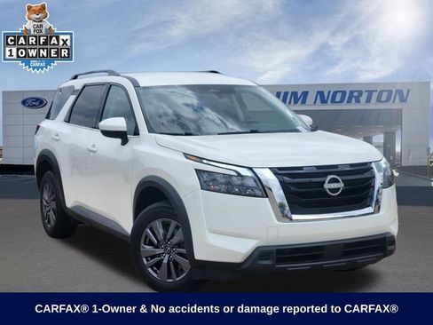 Used 2025 Nissan Pathfinder SV AWD/4WD image 1