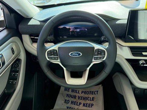 New 2026 Ford Explorer Active w/ Active Comfort Package image 14