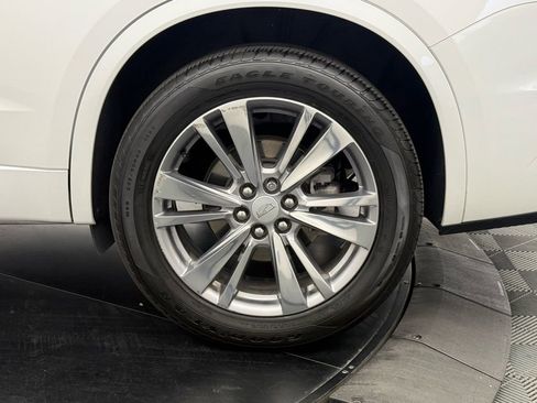 Used 2023 Cadillac XT6 Premium Luxury image 12