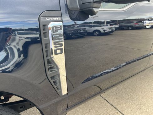 Used 2024 Ford F250 Lariat w/ Chrome Package image 3