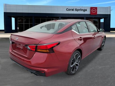 New 2025 Nissan Altima 2.5 SR image 5