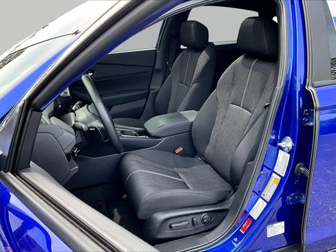Used 2025 Honda Accord Sport image 12