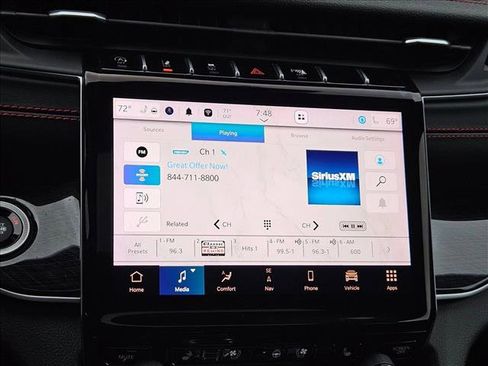Used 2022 Jeep Grand Cherokee Trailhawk AWD/4WD image 11