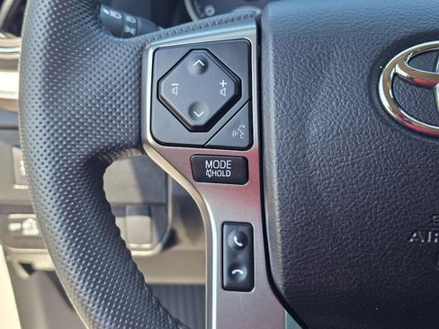 Used 2022 Toyota Tacoma SR5 w/ Technology Package RWD image 21