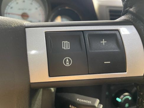 Used 2009 Dodge Challenger SRT8 image 31