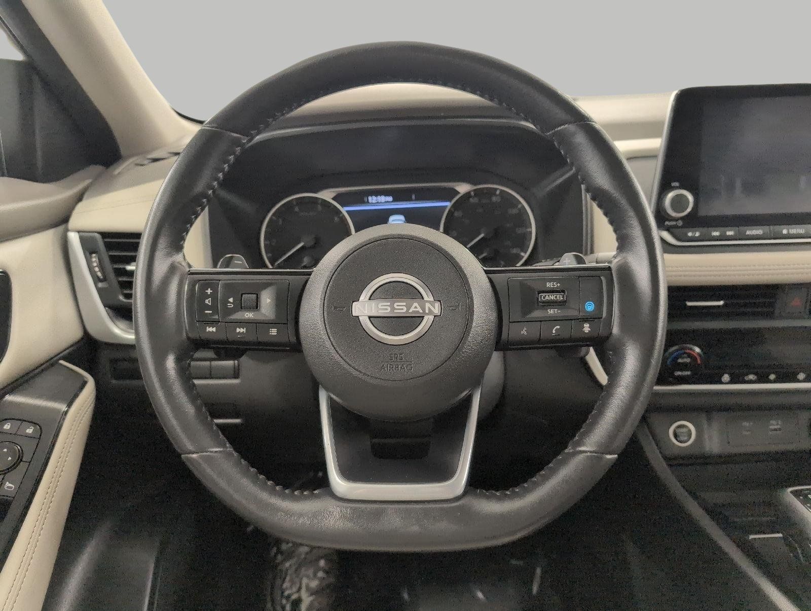 Used 2023 Nissan Rogue SV w/ SV Premium B Package AWD/4WD image 6