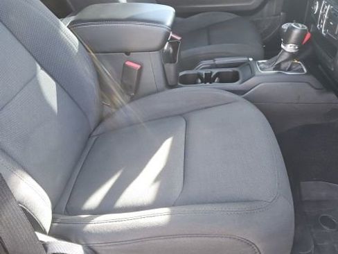 Used 2021 Jeep Gladiator Overland w/ Cold Weather Group image 11