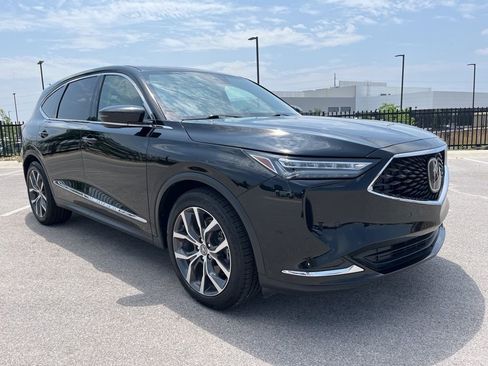 Used 2023 Acura MDX FWD w/ Technology Package image 3