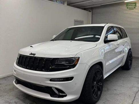 Used 2016 Jeep Grand Cherokee SRT w/ Trailer Tow Group IV image 4