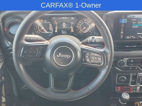 Used 2024 Jeep Wrangler Unlimited Rubicon AWD/4WD image 29