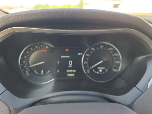 Used 2017 Lincoln MKZ Reserve FWD image 20