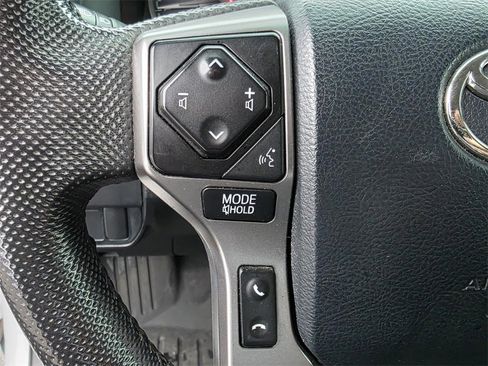 Used 2020 Toyota Tacoma SR5 image 19