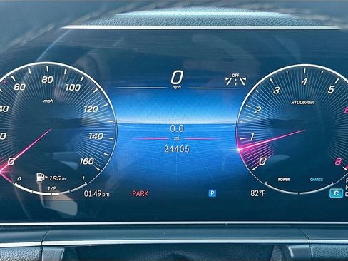 Used 2024 Mercedes-Benz GLS 450 4MATIC image 12
