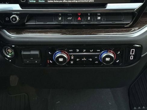 New 2026 GMC Sierra 2500 SLE w/ Preferred Package image 14