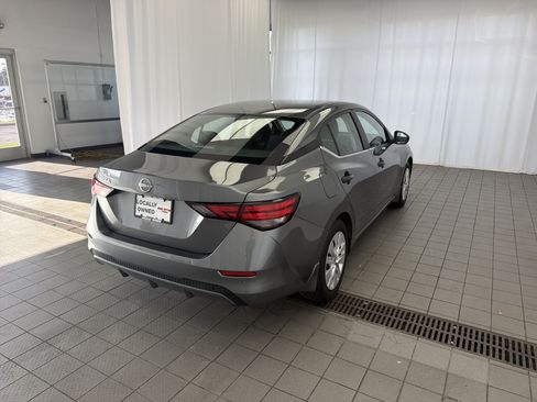 Used 2025 Nissan Sentra S FWD image 4