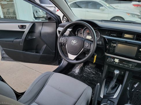 Used 2014 Toyota Corolla LE FWD image 28
