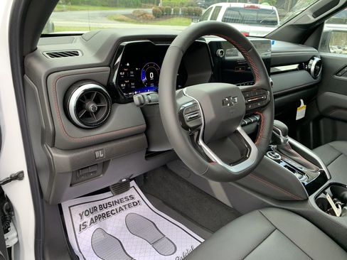 New 2026 Chevrolet Colorado Z71 w/ Z71 Convenience Package 2 AWD/4WD image 9