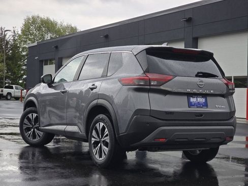 Used 2023 Nissan Rogue SV AWD/4WD image 14