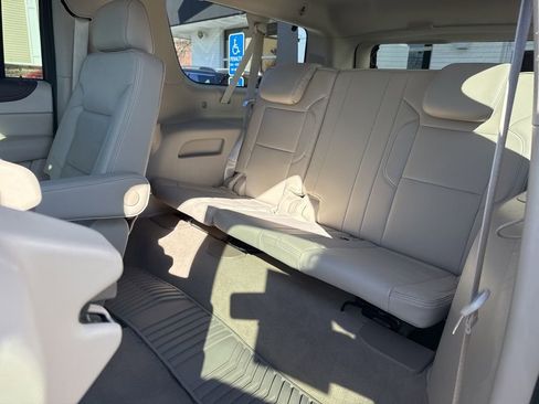 Used 2019 GMC Yukon XL Denali w/ Denali Ultimate Package image 42