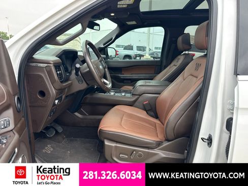 Used 2022 Ford Expedition Max King Ranch AWD/4WD image 16