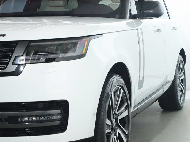Certified 2023 Land Rover Range Rover SE AWD/4WD image 14