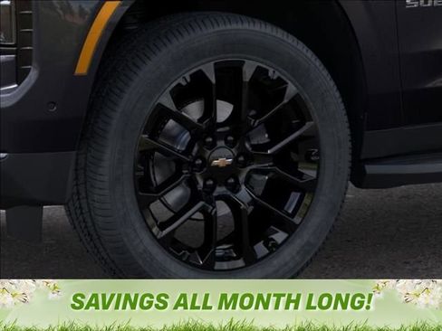 New 2026 Chevrolet Suburban Premier image 9