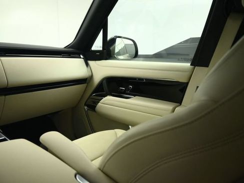 Used 2023 Land Rover Range Rover SE AWD/4WD image 43
