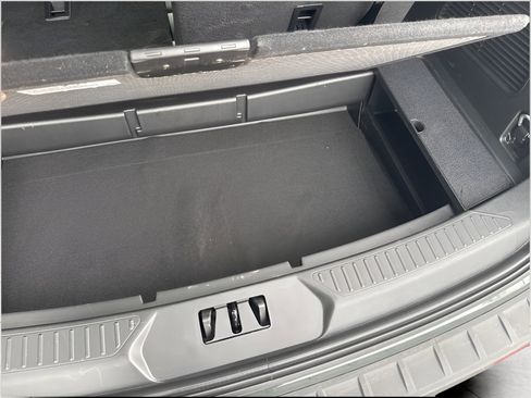 Certified 2023 Ford Explorer XLT w/ Equipment Group 202A image 25