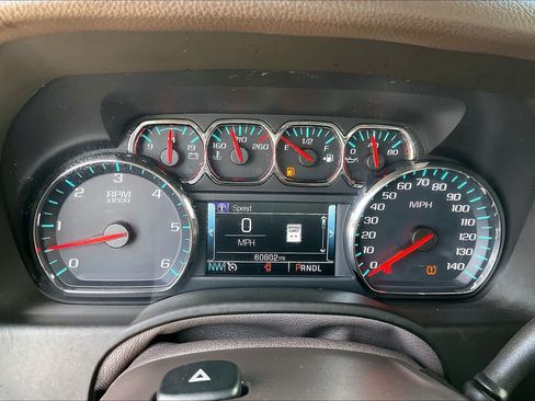 Used 2018 GMC Yukon SLT w/ Premium Edition RWD image 26