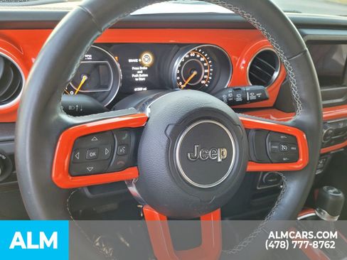 Used 2018 Jeep Wrangler Unlimited Sahara image 22