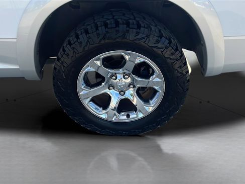 Used 2015 RAM 1500 Laramie w/ Convenience Group AWD/4WD image 22