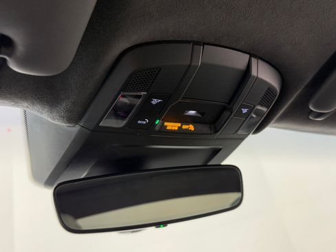 Used 2022 Porsche 911 Turbo image 24