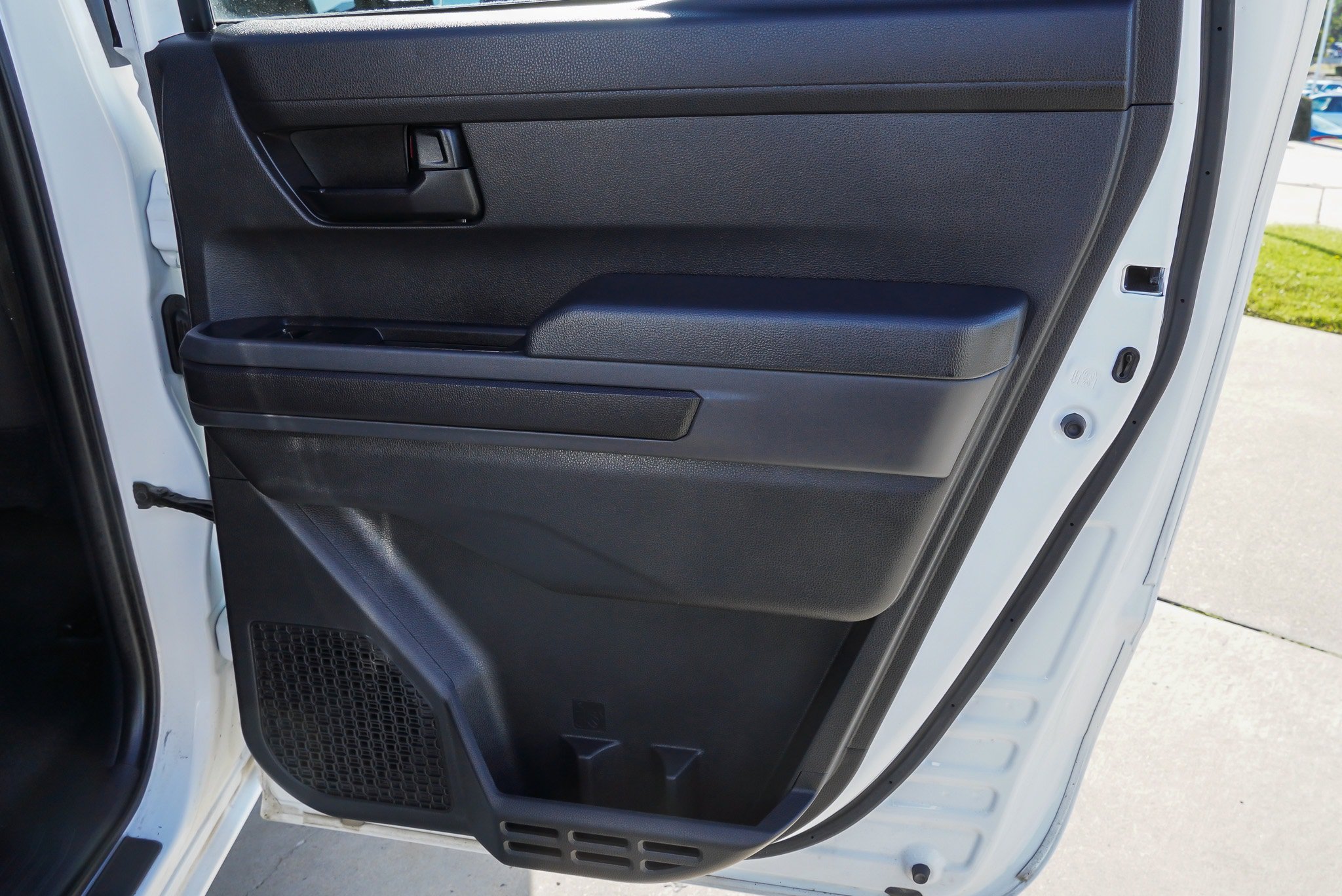 Certified 2024 Toyota Tacoma SR5 AWD/4WD image 28