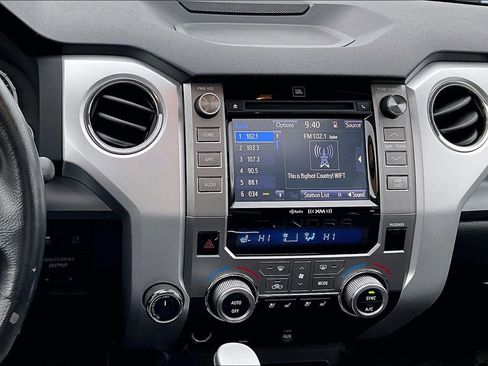 Used 2017 Toyota Tundra Platinum image 6