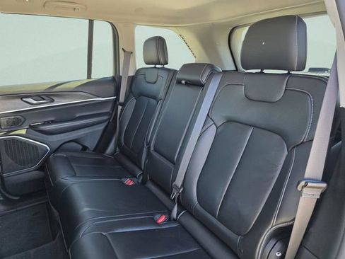 Certified 2022 Jeep Grand Cherokee Limited RWD image 23