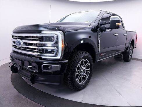 Used 2024 Ford F250 Limited w/ FX4 Off-Road Package AWD/4WD image 14
