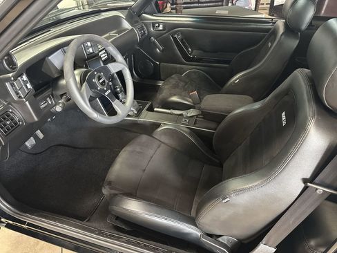 Used 1988 Ford Mustang LX image 14