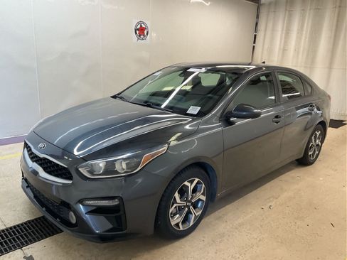 Used 2020 Kia Forte LXS FWD image 1