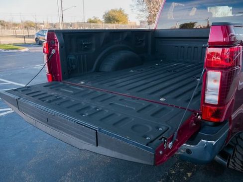 Used 2021 Ford F250 XLT w/ XLT Premium Package AWD/4WD image 19