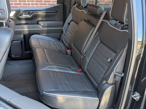 Used 2024 GMC Sierra 1500 AT4X w/ AT4X AEV Edition image 18