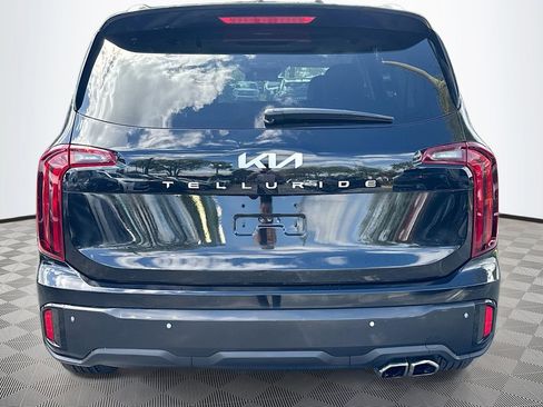 Used 2025 Kia Telluride S image 7