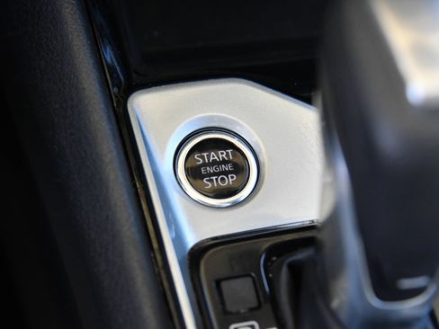 Used 2024 Nissan Altima 2.5 SV FWD image 24