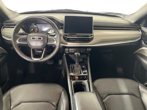 Certified 2025 Jeep Compass Limited AWD/4WD image 14