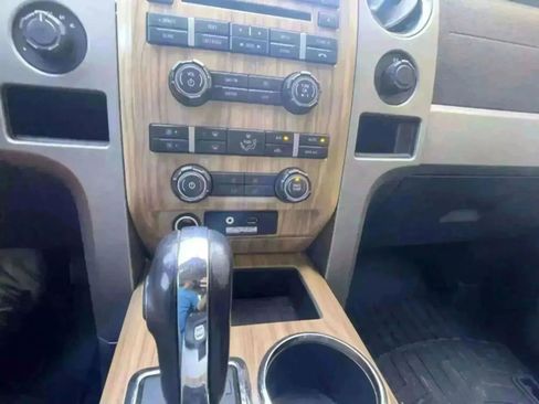 Used 2011 Ford F150 Lariat w/ Lariat Plus Pkg image 4